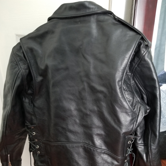 Authentic Leather jacket - Picture 2 of 3